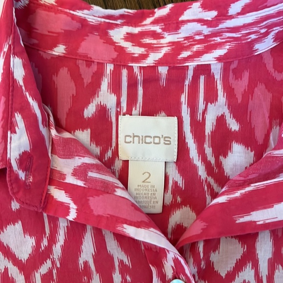 Excellent condition!!! Chico’s size 2 button down. Super soft cotton. - Picture 2 of 5